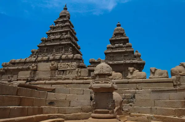 fantastik sanat tasarım Mahabalipuram, dünya mirası Tamil Nadu, Hindistan yakınındaki monolitik ünlü Shore Tapınağı