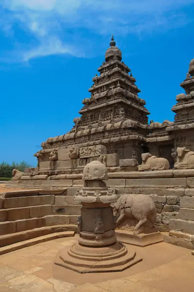 fantastik sanat tasarım Mahabalipuram, dünya mirası Tamil Nadu, Hindistan yakınındaki monolitik ünlü Shore Tapınağı