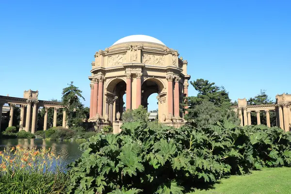 Güzel Sanatlar Sarayı, Marina Bölgesi, San Francisco