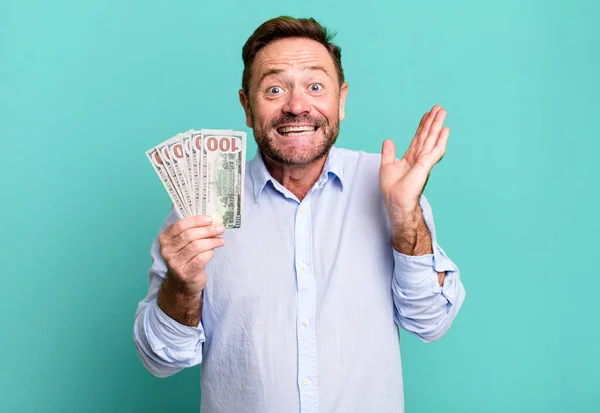 Middle Age Man Feeling Happy Astonished Something Unbelievable Dollar Banknotes — Stockfoto