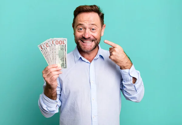 Middle Age Man Smiling Confidently Pointing Own Broad Smile Dollar — Foto Stock