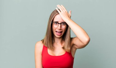 Bir hata yaptıktan ya da hatırladıktan sonra, aptal gibi hissettikten sonra...