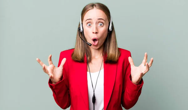 Feeling Extremely Shocked Surprised Telemarketer Concept — 스톡 사진