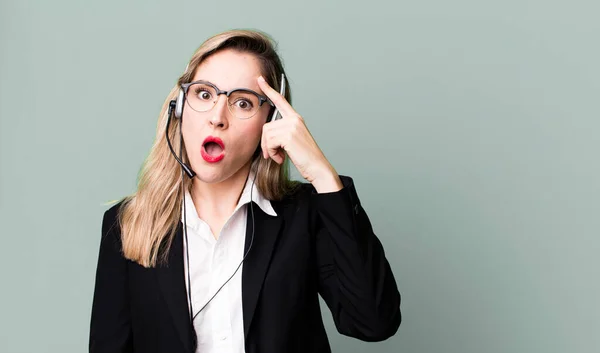 Looking Surprised Realizing New Thought Idea Concept Telemarketer Concept — Stock Photo, Image