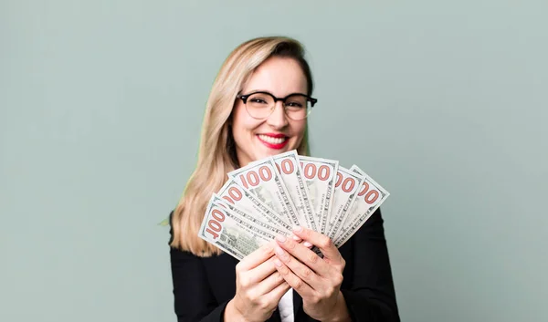 Pretty Blonde Woman Dollar Banknotes — Stok fotoğraf