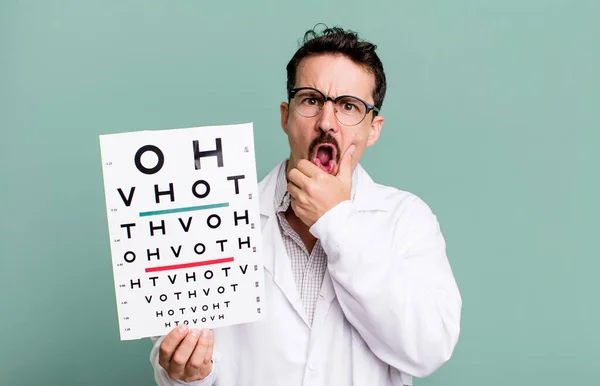 Adult Man Mouth Eyes Wide Open Hand Chin Optical Vision — Fotografia de Stock