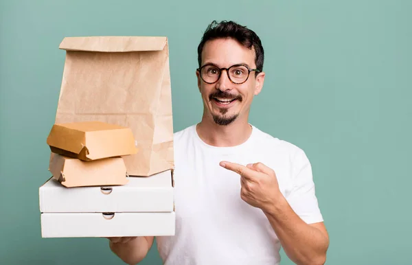 Adult Man Looking Excited Surprised Pointing Side Fast Food Delivery — Foto Stock