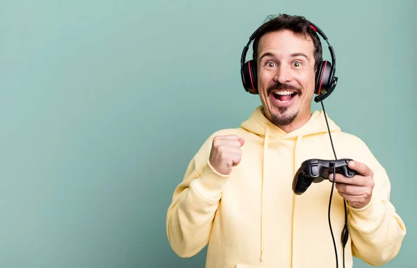 Adult Man Feeling Shocked Laughing Celebrating Success Headset Control Gamer — Foto Stock