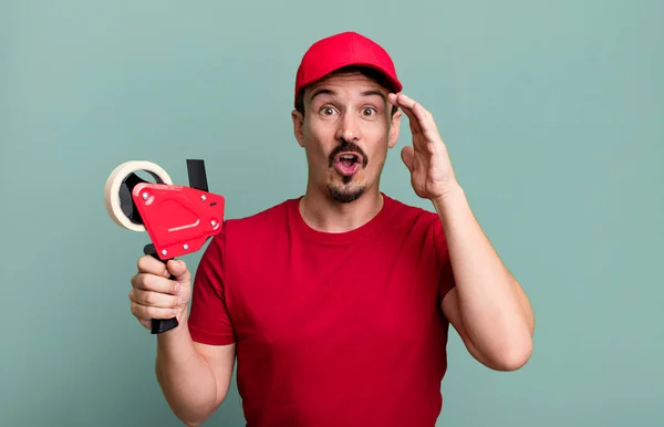 Adult Man Looking Happy Astonished Surprised Deliveryman Packer Concept — Stock Photo, Image