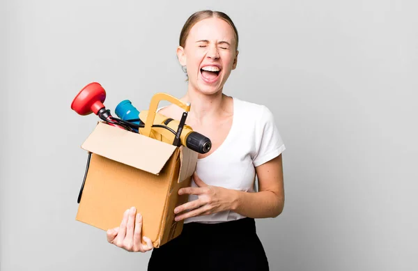 Caucasian Pretty Woman Shouting Aggressively Looking Very Angry Tool Box — Stockfoto