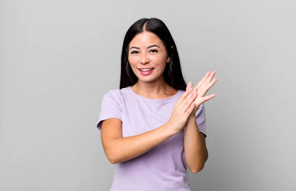 Pretty Latin Woman Feeling Happy Successful Smiling Clapping Hands Saying — Foto Stock