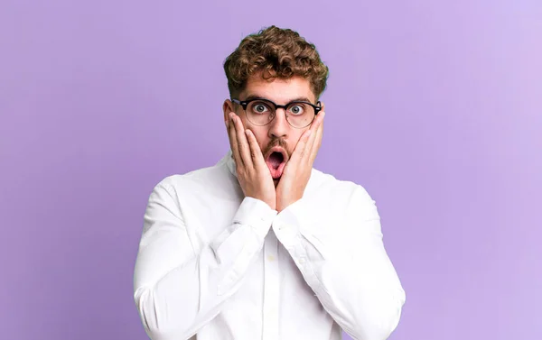 Young Adult Caucasian Man Feeling Shocked Scared Looking Terrified Open — Stock Photo, Image