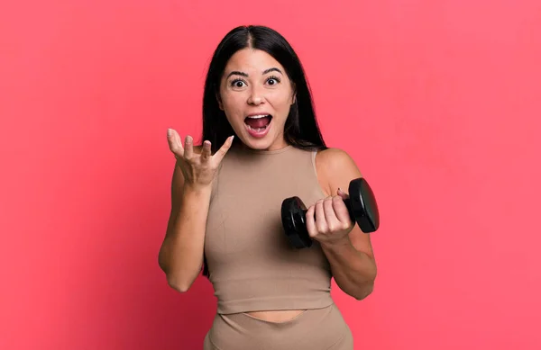 Hispanic Pretty Woman Looking Desperate Frustrated Stressed Fitness Concept Dumbbell — Foto Stock