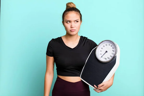 Hispanic Pretty Woman Feeling Sad Upset Angry Looking Side Fitness — Stock Photo, Image