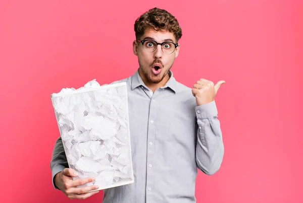 Young Adult Caucasian Man Looking Astonished Disbelief Paper Balls Trash — Foto de Stock