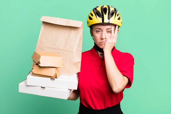 Feeling Bored Frustrated Sleepy Tiresome Fast Food Delivery Take Away — Φωτογραφία Αρχείου