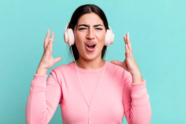 Screaming Hands Air Listening Music Headphones — Stockfoto