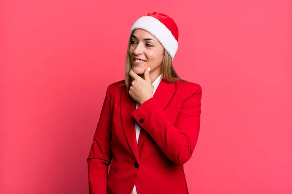 Pretty Blonde Woman Smiling Happy Confident Expression Hand Chin Christmas — Stockfoto