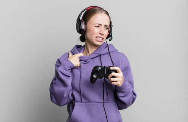 Caucasian Pretty Woman Feeling Stressed Anxious Tired Frustrated Gamer Concept — Foto Stock
