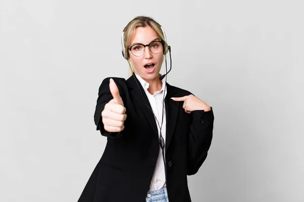 Caucasian Blonde Woman Feeling Proud Smiling Positively Thumbs Telemarketing Cocnept — Stock Photo, Image