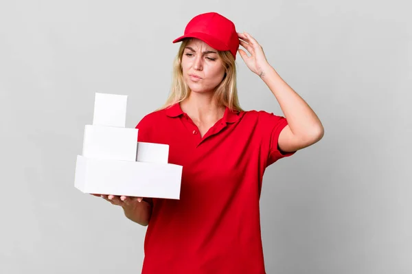 Caucasian Blonde Woman Smiling Happily Daydreaming Doubting Delivery Boxes — Stok fotoğraf