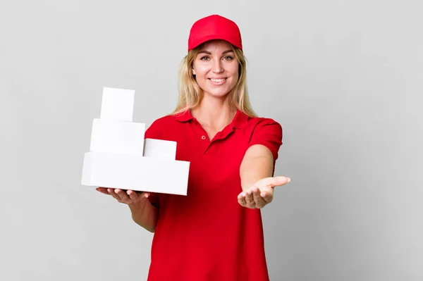 Caucasian Blonde Woman Smiling Happily Friendly Offering Showing Concept Delivery — Photo