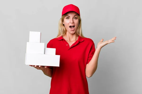 Caucasian Blonde Woman Feeling Happy Astonished Something Unbelievable Delivery Boxes — Stockfoto
