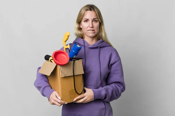 Caucasian Blonde Woman Looking Puzzled Confused Housekeeper Concept — Foto Stock
