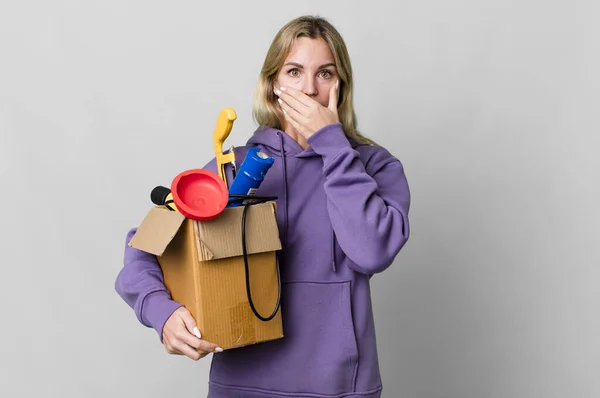 Caucasian Blonde Woman Covering Mouth Hands Shocked Housekeeper Concept — Foto Stock