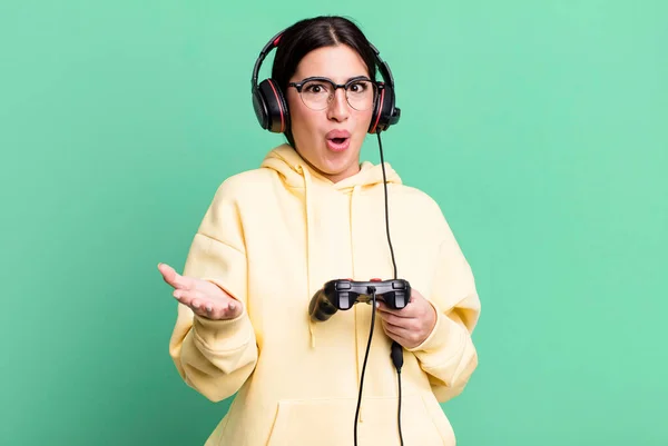 Feeling Extremely Shocked Surprised Gamer Concept — Foto Stock