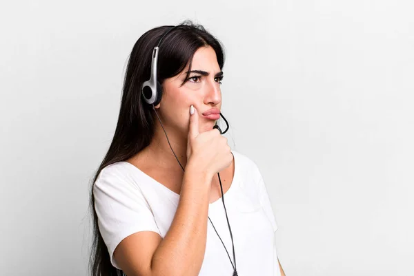 Thinking Feeling Doubtful Confused Telemarketer Concept — Stockfoto