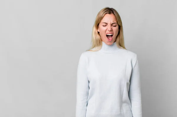 Caucasian Blonde Woman Shouting Aggressively Looking Very Angry Copy Space — Stock Photo, Image