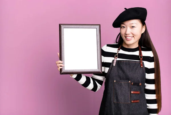 Young Adult Pretty Asian Woman Beret Empty Picture Frame — Foto Stock
