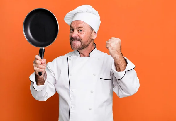 Middle Age Man Chef Concept Fry Pan Sport Coach Concept — Stock Photo, Image