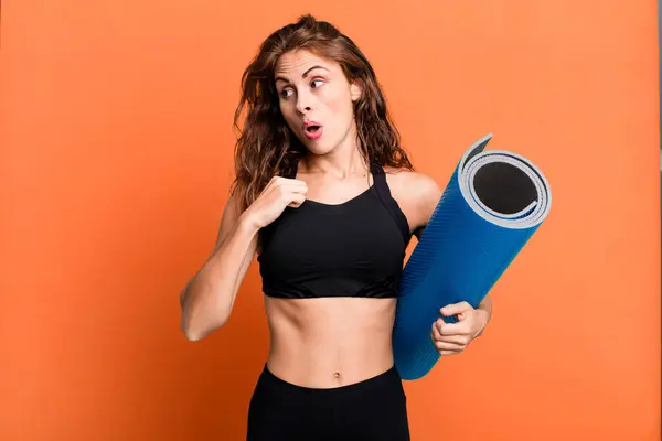 Hispanic Pretty Woman Feeling Stressed Anxious Tired Frustrated Fitness Yoga — Stock Photo, Image