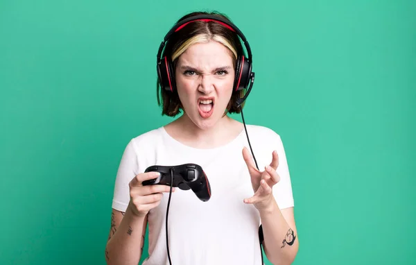 Young Pretty Woman Looking Angry Annoyed Frustrated Gamer Concept — Foto Stock