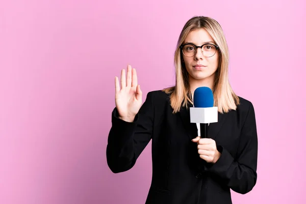 Young Pretty Journalist Presenter Woman Microphone — Stockfoto
