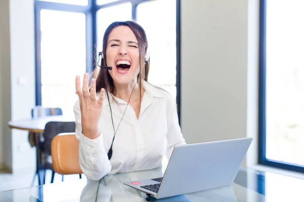Young Pretty Woman Looking Angry Annoyed Frustrated Telemarketer Concept — Stock Photo, Image