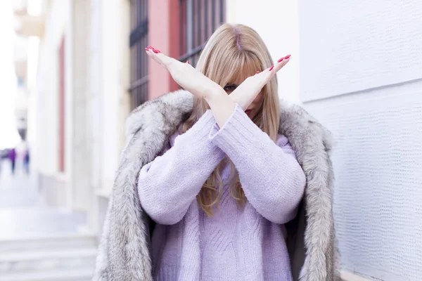 Young Pretty Woman Covering Face Hand Putting Other Hand Front — Stock Photo, Image