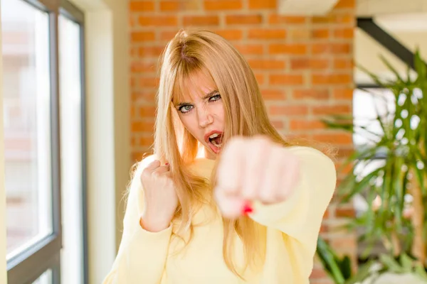 Young Pretty Woman Looking Confident Angry Strong Aggressive Fists Ready — Stock Photo, Image