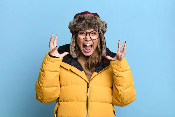 Hispanic Pretty Woman Screaming Hands Air Wearing Anorak Cold Winter — Stockfoto