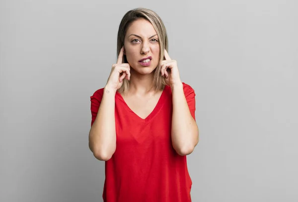 Blonde Adult Woman Looking Angry Stressed Annoyed Covering Both Ears — ストック写真