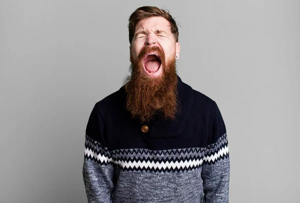 Long Beard Red Hair Man Shouting Aggressively Looking Very Angry — Stock Photo, Image