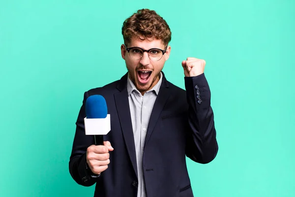 Young Adult Caucasian Man Shouting Aggressively Angry Expression Journalist Presenter — Stock Photo, Image