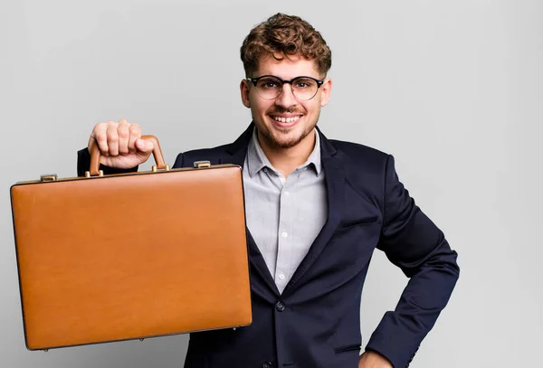 Young Adult Caucasian Businessman Suit Case — Photo