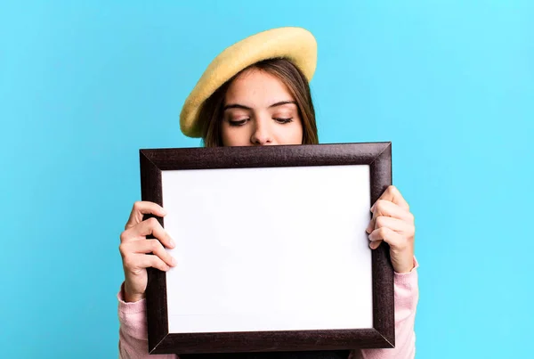 Young Pretty Woman Empty Picture Frame Copy Space — Stock fotografie