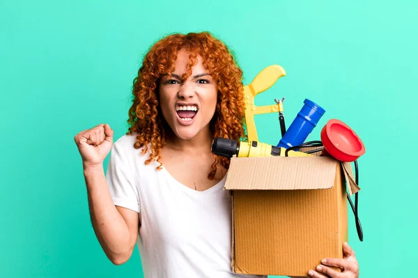 Red Hair Pretty Woman Shouting Aggressively Angry Expression Housekeeper Toolbox — Stock Photo, Image
