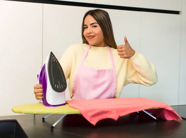 Pretty Latin Woman Housekeeper Iron Clothes Concept — Stock Photo, Image