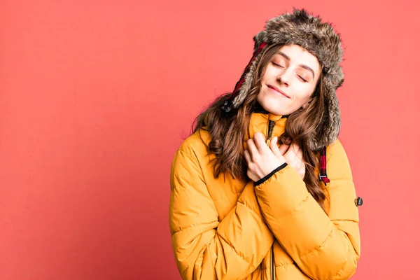 Jeune Jolie Femme Avec Des Vêtements Hiver Concept Froid Hiver — Photo