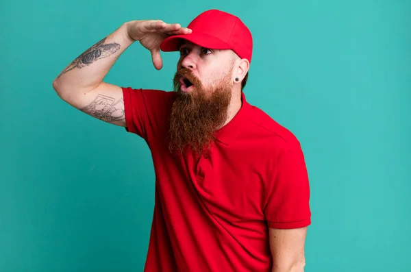 Young Adult Red Hair Bearded Cool Company Employee Man — Stock Photo, Image